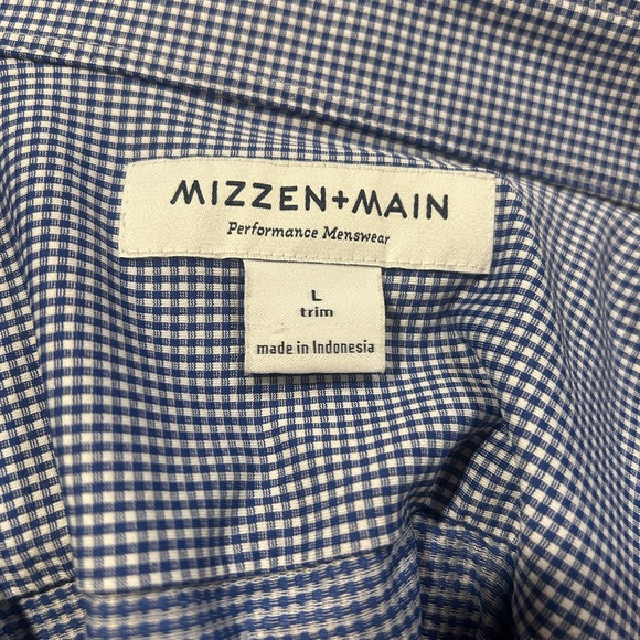 Mizzen and main large trim fit short sleeve button down - Picture 2 of 3